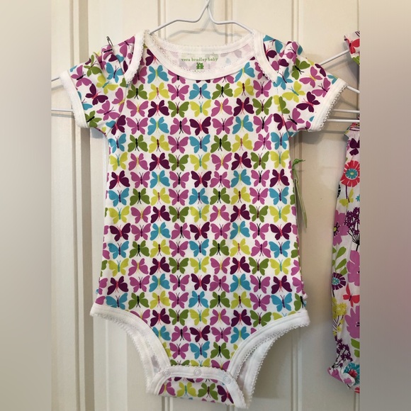 NWT Vera Bradley Baby girl romper onesie butterfly floral set discontinued 6-9mo - Picture 2 of 8